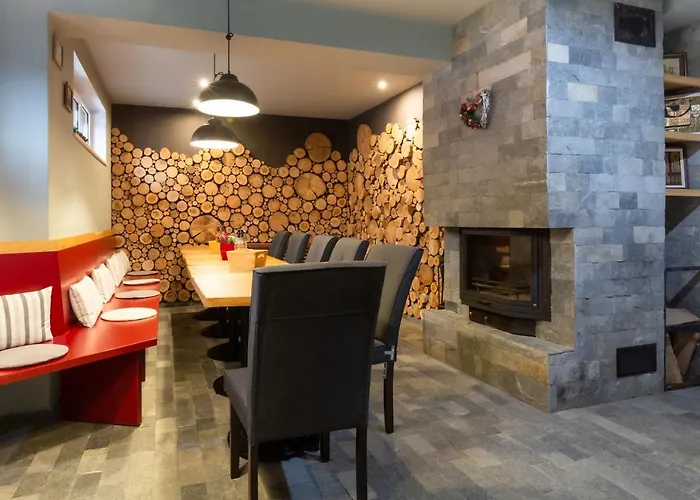 Къщи За Гости Сноуфлейк Snowflake Chalet And Snowflake Lodge